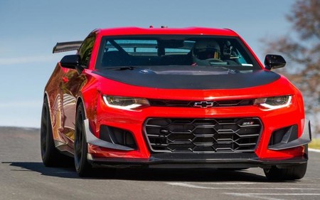 El Chevrolet Camaro ZL1 1LE es el segundo auto americano más rápido alrededor del en Nürburgring