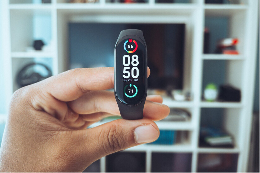 https://www.compradiccion.com/smartwatches-y-wearables/no-te-compres-reloj-inteligente-pastizal-esta-pulsera-inteligente-xiaomi-casi-igual-complete-mucho-asequible