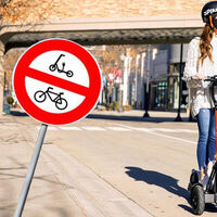 Prohibidos patinetes y bicicletas: las nuevas señales de tráfico para vehículos de movilidad personal