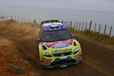 Jari-Matti Latvala se lleva la victoria en una prueba loca