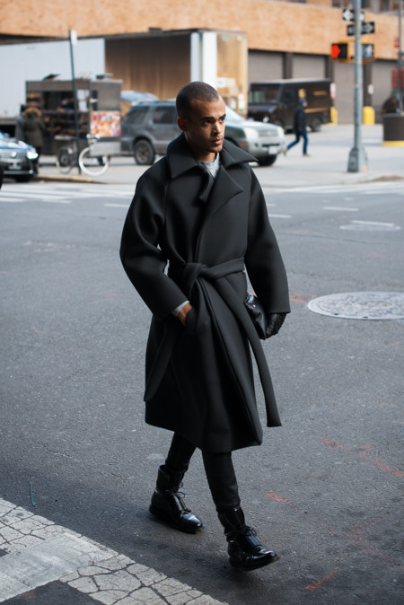 El mejor street-style de la semana: el negro nunca pasa de moda