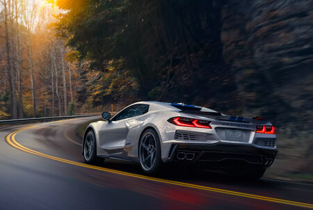 Chevrolet Corvette E-RAY 4
