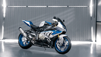 Motorpasión a dos ruedas: BMW HP4, la bávara bestia de 193cv y 169kg