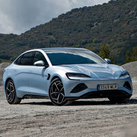 Tesla sigue siendo la marca que más coches eléctricos vende en el mundo, pero 2025 huele a sorpasso