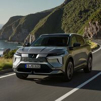 Mitsubishi ha reinventado el Eclipse Cross: sigue siendo un SUV con la etiqueta CERO de la DGT, pero ahora se ha convertido en un coche eléctrico