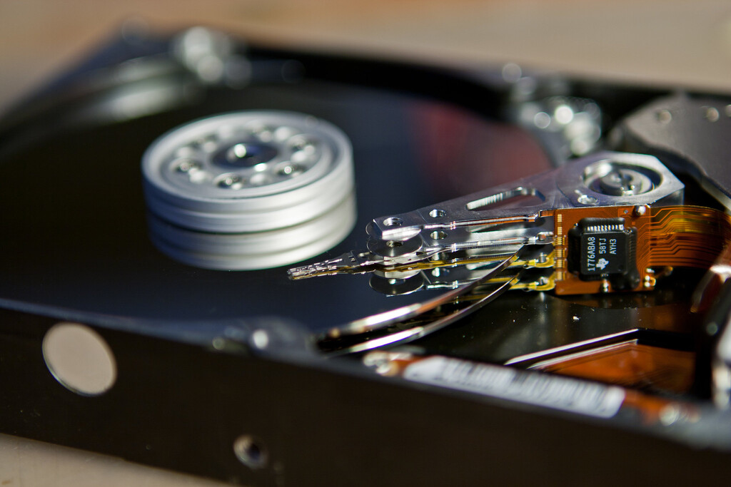 A los discos duros les queda mucha guerra que dar: tendremos unidades de 50 TB en la próxima década 