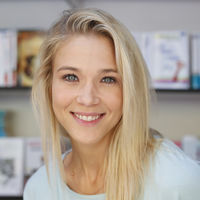 Patricia Montero se muestra con sacaleches en sus pechos: normalización de la lactancia materna en lugares públicos