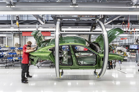 Porsche Taycan Fabrica 10