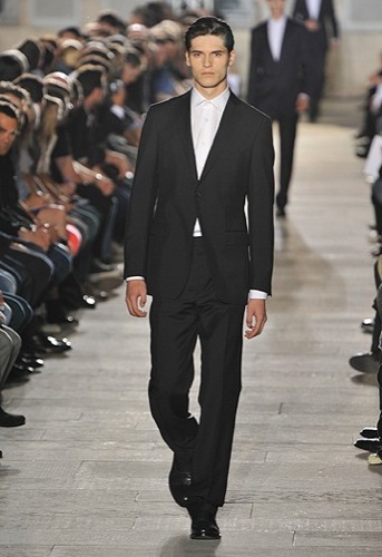 Raf Simons, Primavera-Verano 2010 en la Semana de la Moda de París