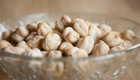 Cocinar un kilo de garbanzos del tirón y aprovecharlos a lo largo de la semana en 15 recetas