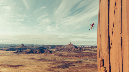 Posando al borde del abismo y otras espectaculares fotos ganadoras del concurso de deportes extremos Red Bull Illume 2021