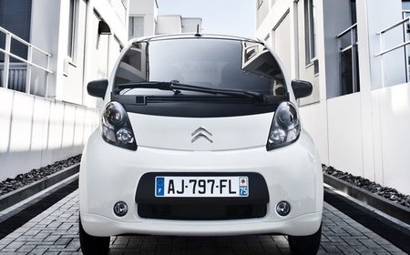 Citroën C-Zero y Peugeot iOn: 5.724 euros menos