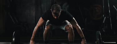 Si eres principiante y quieres ganar fuerza en el gimnasio no deberías enfocarte en tus puntos débiles 