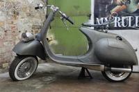 Vespa Faro Bajo por Butcher Garage