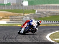 Lorenzo supera a Stoner en el segundo día