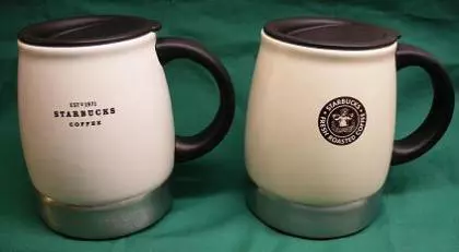 Retiran miles de tazas de Starbucks por riesgo de quemadura