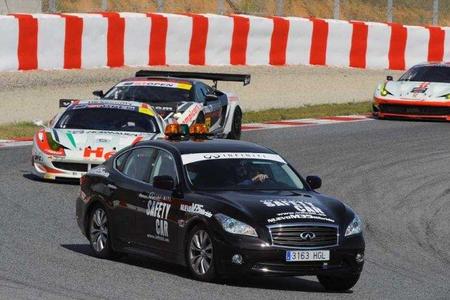 Infiniti M35h, un híbrido para controlar a los GT