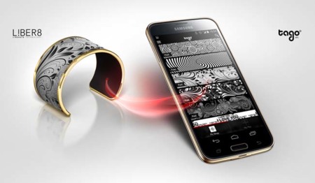Tago Arc, el extravagante brazalete con diseño personalizable