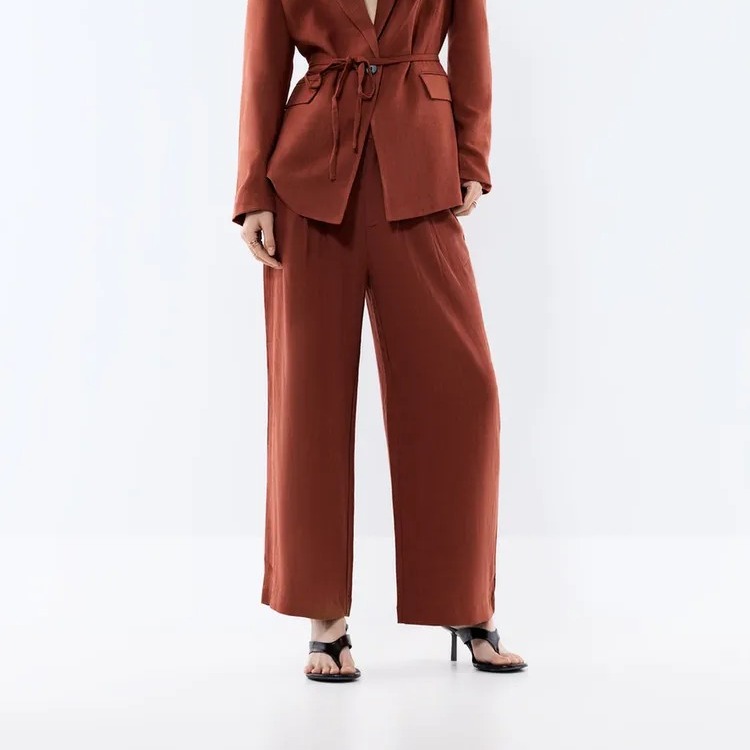 Pantalón rústico en mezcla de lino 