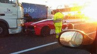 Dolorpasión™: un Ferrari LaFerrari embestido por un camión