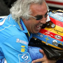 Flavio Briatore juega a comparar la Fórmula 1 con el fútbol