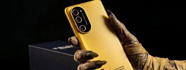 La bizarra idea del celular Trump se ha hecho realidad y las primeras reseñas lo han destrozado por completo 