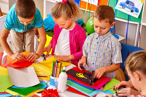 ¿Deberían los niños prematuros ser escolarizados más tarde?