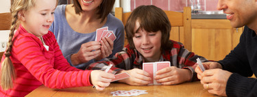 11 juegos de cartas con la baraja española para divertirse en familia