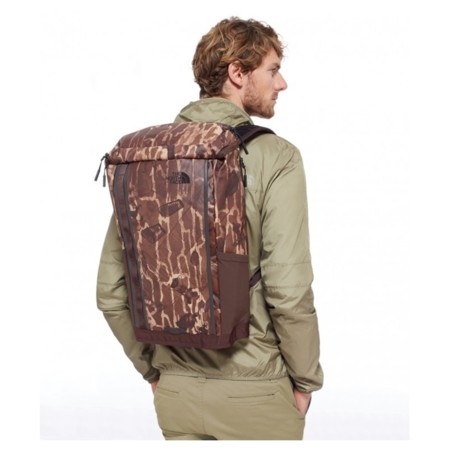 El alpinista urbano: mochila Base Camp Kaban de The North Face