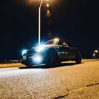 Un buen mordisco del precio del coche de segunda mano que quieres comprar puede deberse a los faros
