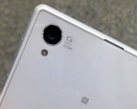 Sony Honami en color blanco nos confirma detalles sobre su cámara