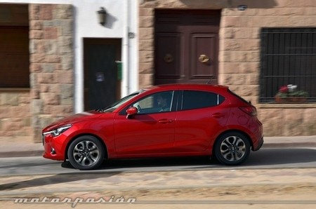Mazda2 2015 - prueba - toma de contacto