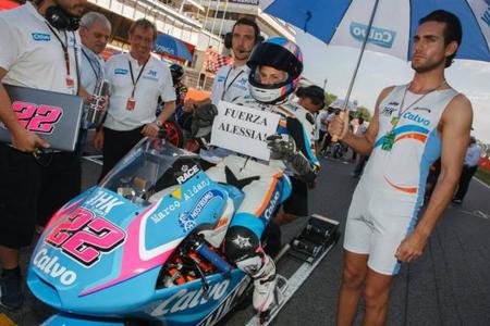 Ana Carrasco en la parrilla de Montmeló en 2013