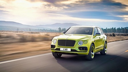 El Bentley Bentayga consigue un récord en Pikes Peak y lo celebra con una edición especial limitada