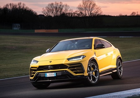 Lamborghini Urus 2019 1280 03