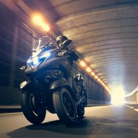 El Yamaha Tricity 300 aterriza para conquistar a los conductores del carnet de coche con 27,6 CV