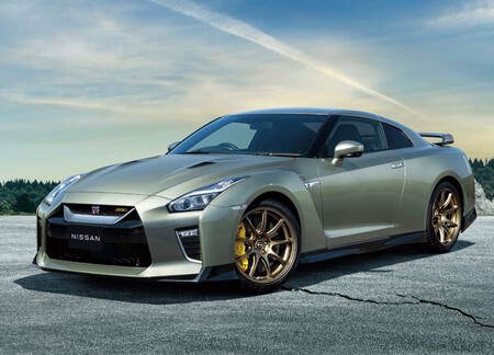 Nissan Gt R T Spec 2022 1600 01