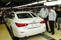 Sale de fábrica el primer Infiniti Q50 