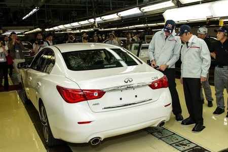 Sale de fábrica el primer Infiniti Q50