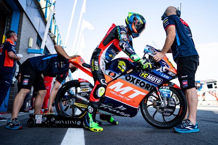 Mt Helmets Moto3 2023