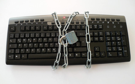 Así ponemos en riesgo cada día los sistemas y datos en nuestro puesto de trabajo