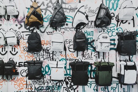 Esta mochila de Vans es tiene el color perfecto para alegrar la vuelta al cole