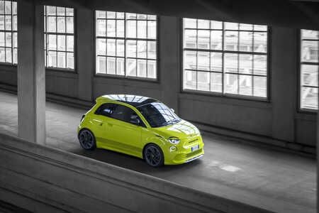 New Abarth 500e 37