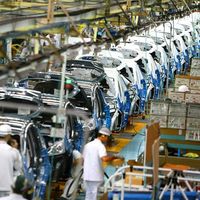 Tras caída del 98.7%, la producción automotriz es declarada actividad esencial: se reanudará el 18 de mayo