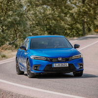 Corre que vuela: el Honda Civic híbrido vuelve a estar a la venta en España