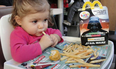 Cuida la dieta infantil para prevenir el colesterol alto