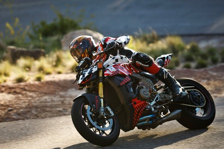 Carlin Dunne Pikes Peak 2019