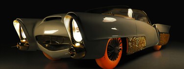 En 1958 un coche se adelantó a todos con carrocería de oro, conducción 'autónoma' y neumáticos luminosos, pero tenía un problema: olía a sardinas