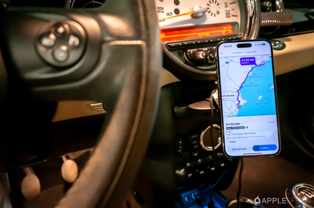 Gratis, más completa e intuitiva que Google Maps: si viajas en coche, esta app es esencial para tu iPhone Gratis, más completa e intuitiva que Google Maps: si viajas en coche, esta app es esencial para tu iPhone