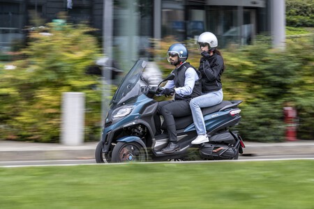 Piaggio Mp3 530 Y 400 2022 009